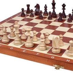 Chess The Game - Klassiek Schaakspel - Staunton Schaakstukken - Toernooi Schaakset - Groot Formaat. -Spellen-Voor-Volwassenen Winkel 550x289 1