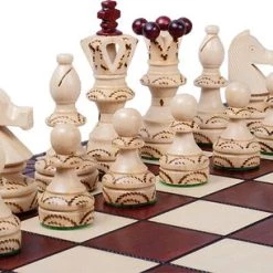 Chess The Game - Decoratief Schaakspel - GROOT Luxe Houten Schaakbord Met Decoratieve Schaakstukken - Bestseller!! 18 Chess The Game - Decoratief Schaakspel - GROOT Luxe Houten Schaakbord Met Decoratieve Schaakstukken - Bestseller!! -Spellen-Voor-Volwassenen Winkel 550x305 4