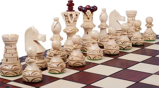 Chess The Game - Decoratief Schaakspel - GROOT Luxe Houten Schaakbord Met Decoratieve Schaakstukken - Bestseller!! 8 Chess The Game - Decoratief Schaakspel - GROOT Luxe Houten Schaakbord Met Decoratieve Schaakstukken - Bestseller!! - Afbeelding 6