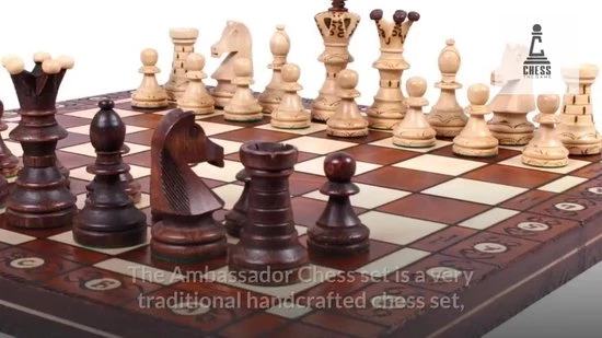 Chess The Game - Decoratief Schaakspel - GROOT Luxe Houten Schaakbord Met Decoratieve Schaakstukken - Bestseller!! 4 Chess The Game - Decoratief Schaakspel - GROOT Luxe Houten Schaakbord Met Decoratieve Schaakstukken - Bestseller!! - Afbeelding 2
