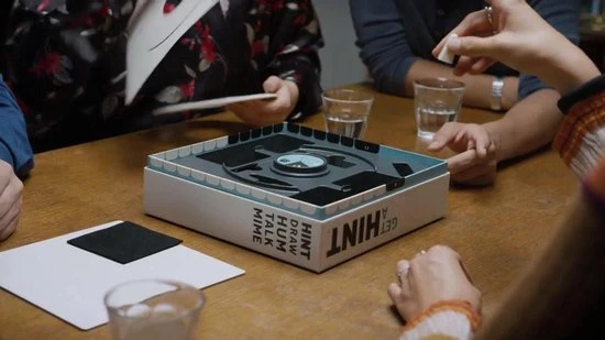 Bezzerwizzer HINT - Bordspel - NL 4 Bezzerwizzer HINT - Bordspel - NL - Afbeelding 2