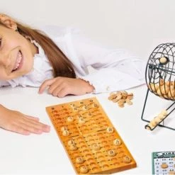 Merkloos Luxe Bingo Spel Metaal/hout Complete Set Nummers 1-75 Met Molen, 174x Bingokaarten En 2x Stiften - Bingospel - Bingo Spellen - Bingomolen Met Bingokaarten - Bingo Spelen 14 Merkloos Luxe Bingo Spel Metaal/hout Complete Set Nummers 1-75 Met Molen, 174x Bingokaarten En 2x Stiften - Bingospel - Bingo Spellen - Bingomolen Met Bingokaarten - Bingo Spelen -Spellen-Voor-Volwassenen Winkel 550x314 2