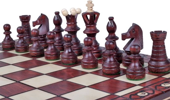 Chess The Game - Decoratief Schaakspel - GROOT Luxe Houten Schaakbord Met Decoratieve Schaakstukken - Bestseller!! 9 Chess The Game - Decoratief Schaakspel - GROOT Luxe Houten Schaakbord Met Decoratieve Schaakstukken - Bestseller!! - Afbeelding 7