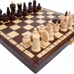 Chess The Game - Reisformaat Schaakspel - Compact Houten Schaakset - Inklapbaar - Bestseller!! -Spellen-Voor-Volwassenen Winkel 550x355 3