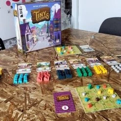 AEG Tiny Towns Engelstalig -Spellen-Voor-Volwassenen Winkel 550x359 4