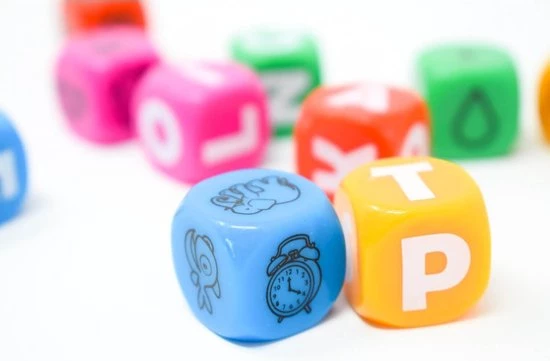 Blue Orange Games Dice Academy - Dobbelspel 6 Blue Orange Games Dice Academy - Dobbelspel - Afbeelding 4