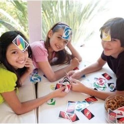 Hasbro Spellenbundel - 2 Stuks - UNO & Mens Erger Je Niet -Spellen-Voor-Volwassenen Winkel 550x367 6