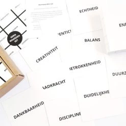 Liefsoppapier.nl Kernwaarden Set - Waarden Spel - Coachtool - Werkvorm - Liefs Op Papier 8 Liefsoppapier.nl Kernwaarden Set - Waarden Spel - Coachtool - Werkvorm - Liefs Op Papier -Spellen-Voor-Volwassenen Winkel 550x541 2