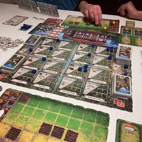 Lookout Games Hallertau - Expert Level Spel Van Uwe Rosenberg - Hop Verbouwen In Beieren 6 Lookout Games Hallertau - Expert Level Spel Van Uwe Rosenberg - Hop Verbouwen In Beieren - Afbeelding 4