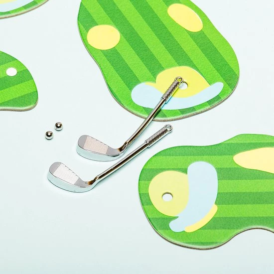 Kikkerland Golf In A Tin - Mini Golf Spel - Reisspel - Inclusief Meeneem Blikje 11 Kikkerland Golf In A Tin - Mini Golf Spel - Reisspel - Inclusief Meeneem Blikje - Afbeelding 9