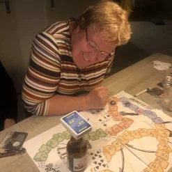 Speelement Het Gezelschapsspel Coronials 10 Speelement Het Gezelschapsspel Coronials -Spellen-Voor-Volwassenen Winkel 550x733 18