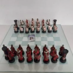 Schaakspel Luxe Schaakspel Met Kruisridders Op Glazen Bord Vam MystiCalls 9x38x38 Cm