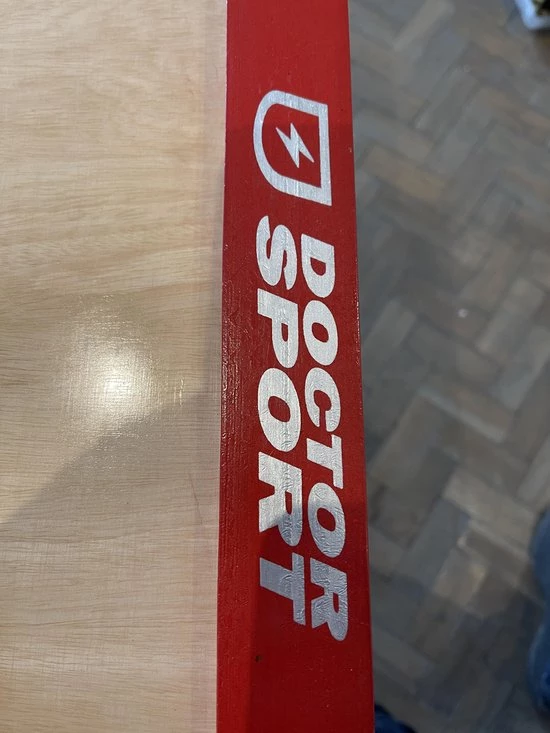 Doctor Sport Carrom - Officiele Maat - Compleet - Made In India - Bordspel Top Kwaliteit Klasse En Geweldig 5 Doctor Sport Carrom - Officiele Maat - Compleet - Made In India - Bordspel Top Kwaliteit Klasse En Geweldig - Afbeelding 3