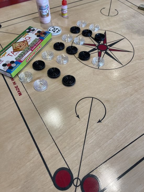 Doctor Sport Carrom - Officiele Maat - Compleet - Made In India - Bordspel Top Kwaliteit Klasse En Geweldig 11 Doctor Sport Carrom - Officiele Maat - Compleet - Made In India - Bordspel Top Kwaliteit Klasse En Geweldig - Afbeelding 9